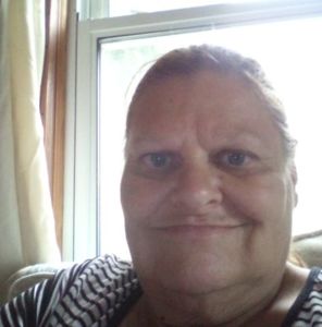 Meet your Posher, Karolyn